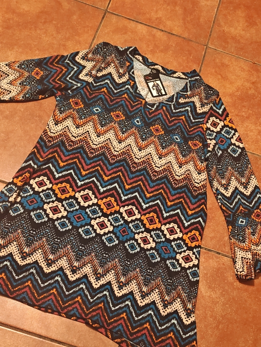 Women’s Multicolor Zigzag Pattern Sweater